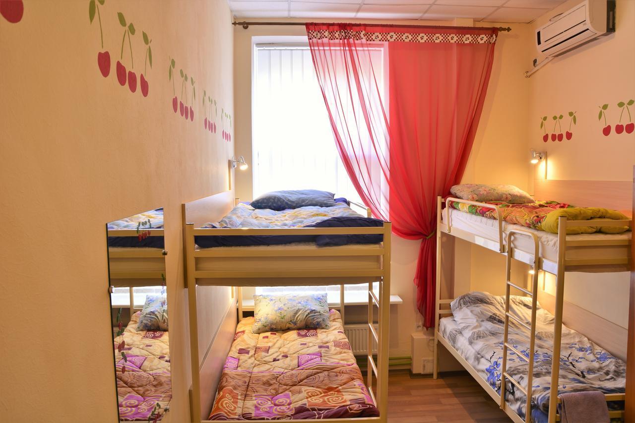 Vishnya Hostel دنيبروبيتروفسك المظهر الخارجي الصورة