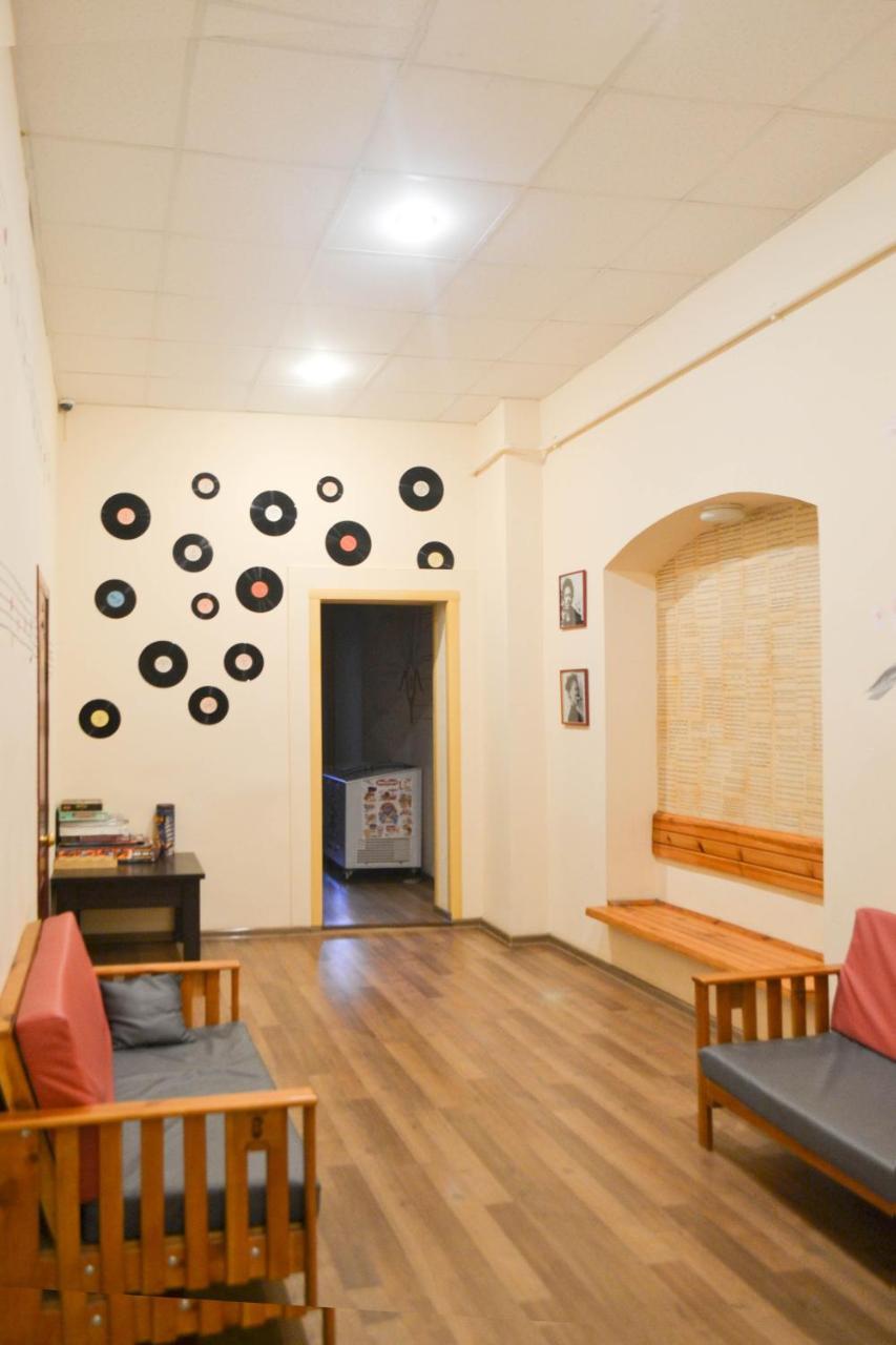 Vishnya Hostel دنيبروبيتروفسك المظهر الخارجي الصورة